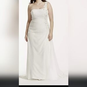 Elegant White Single Strap Wedding Dress